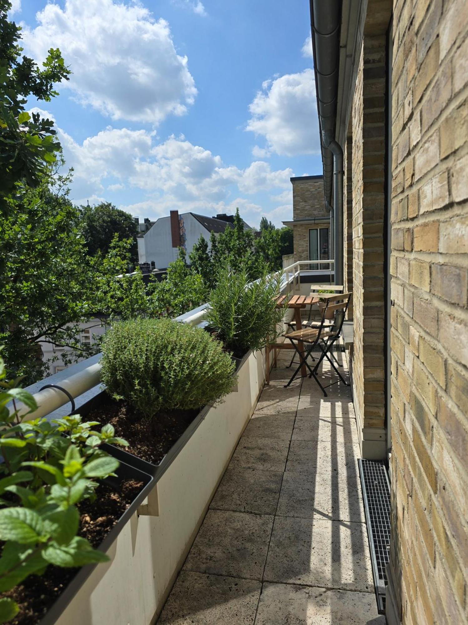 Ruhige Wohnung In Hamburg-Ottensen エクステリア 写真