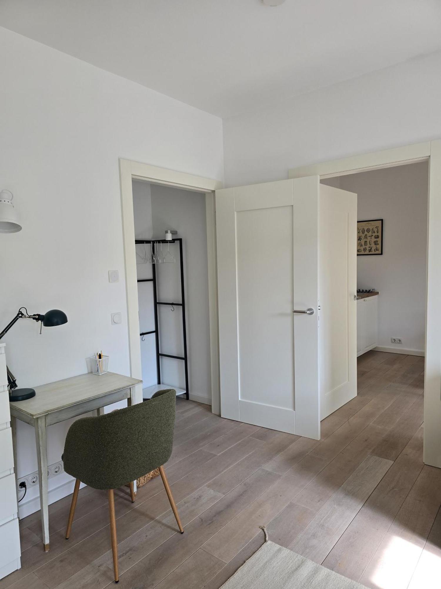 Ruhige Wohnung In Hamburg-Ottensen エクステリア 写真